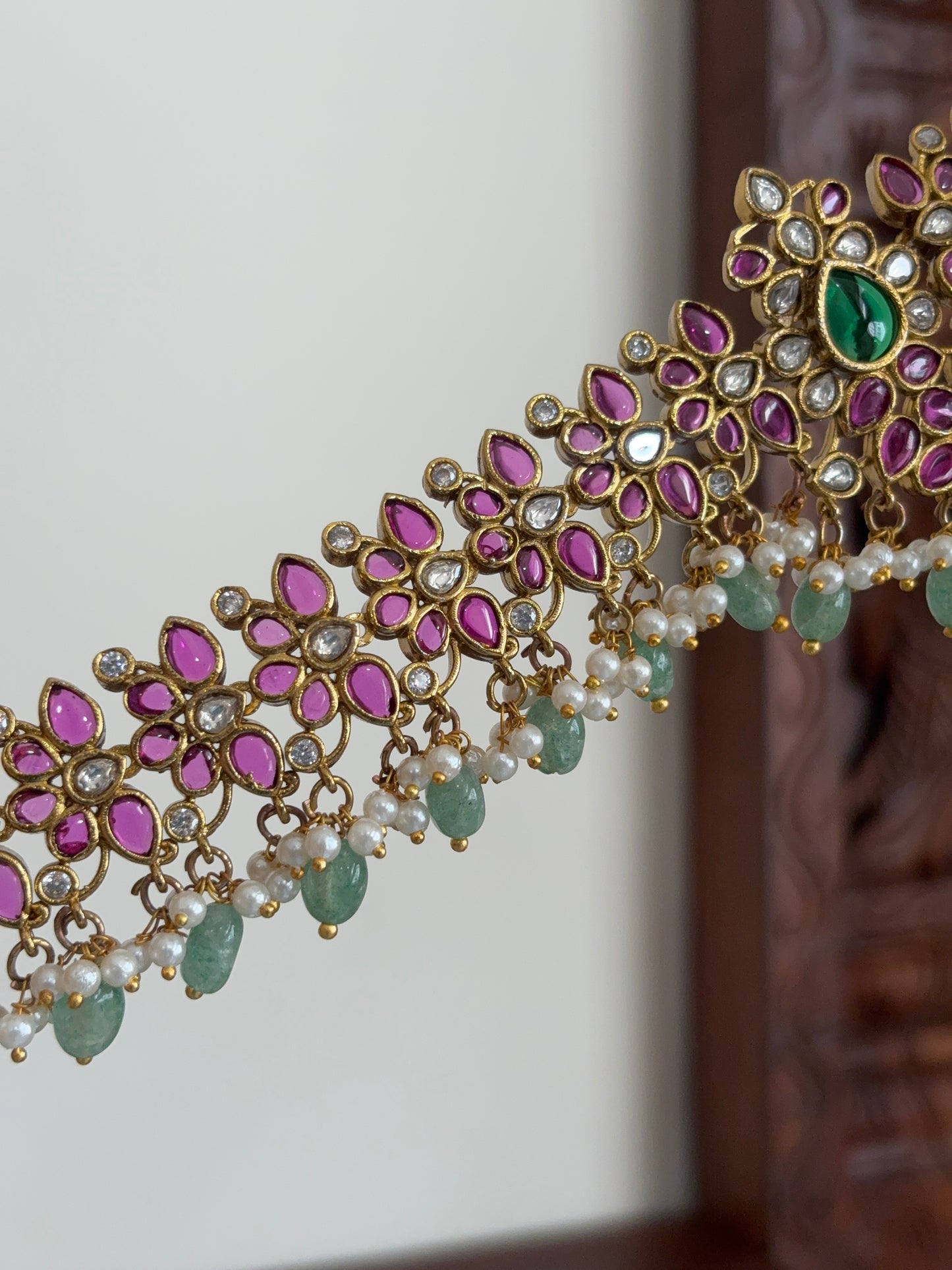 ITHALINI in sea green beads