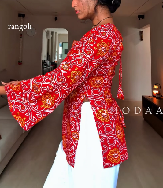 yaazhini corset in rangoli