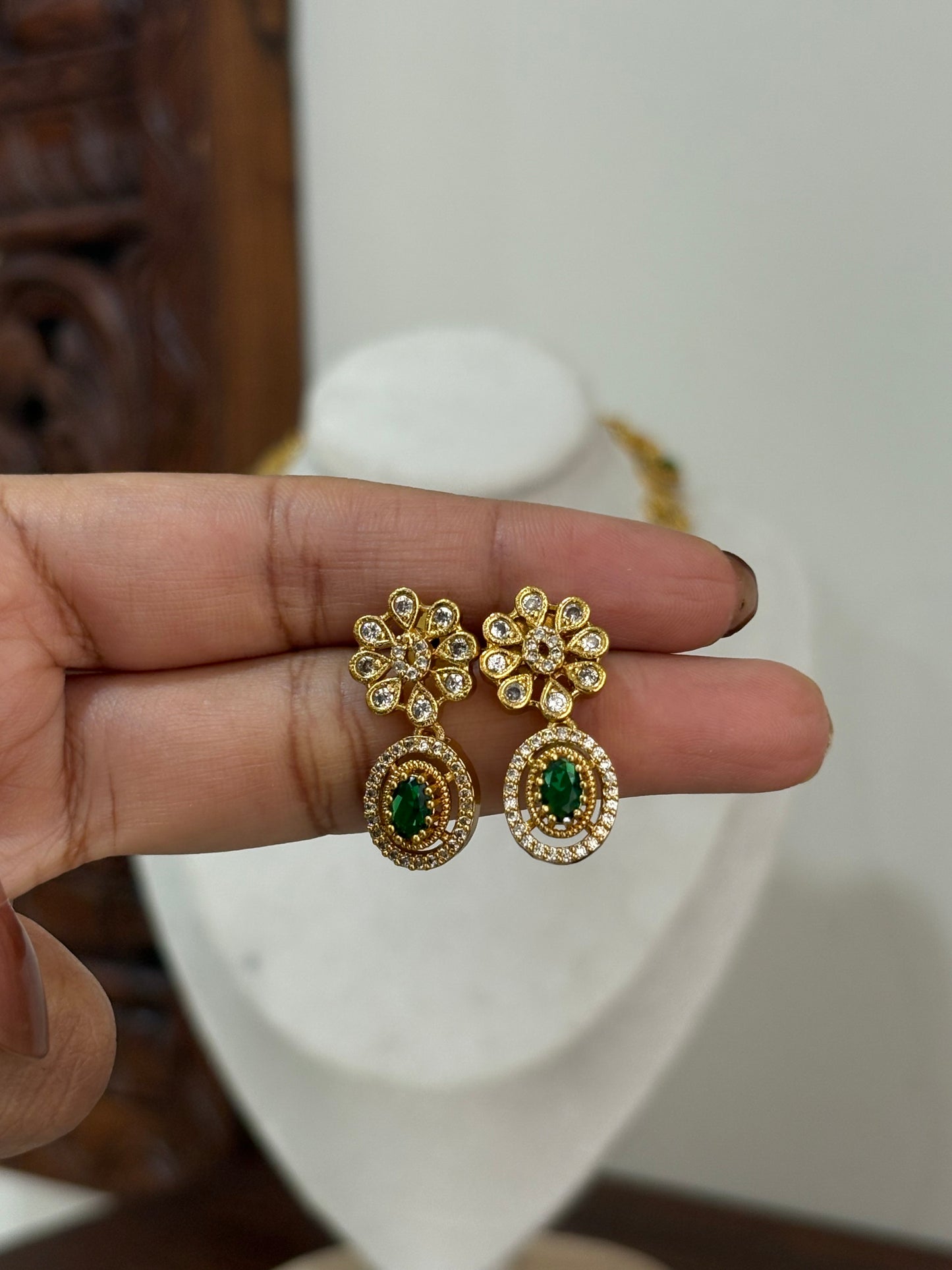 GOPIKA - green