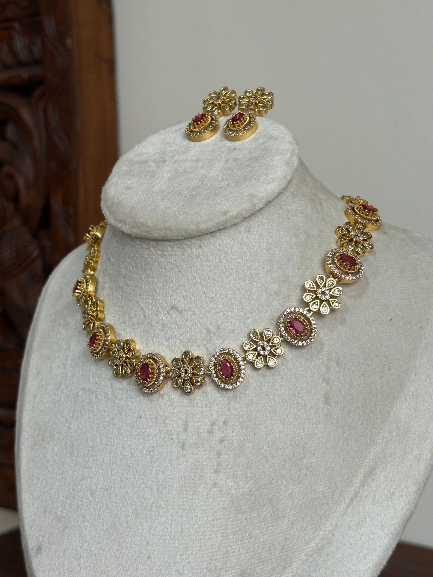 GOPIKA - red