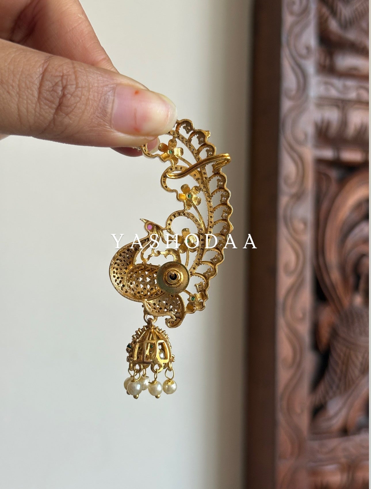 AADHINI earcuffs