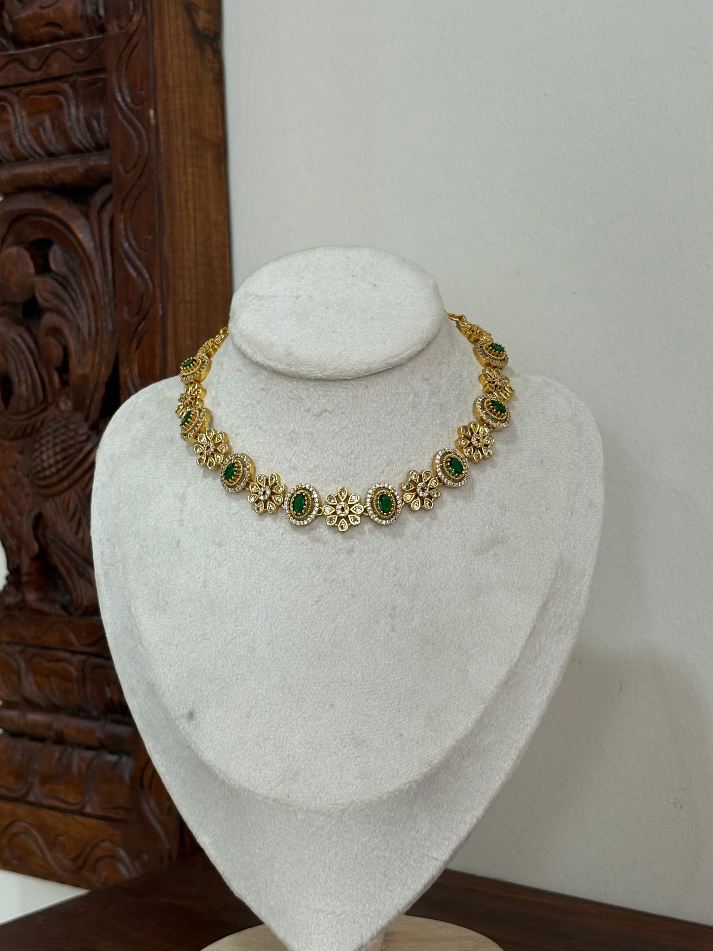 GOPIKA - green