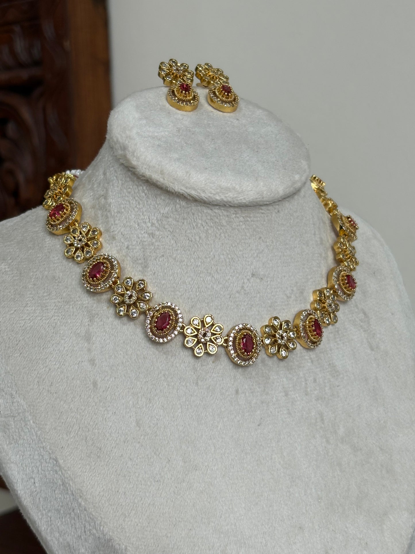 GOPIKA - red