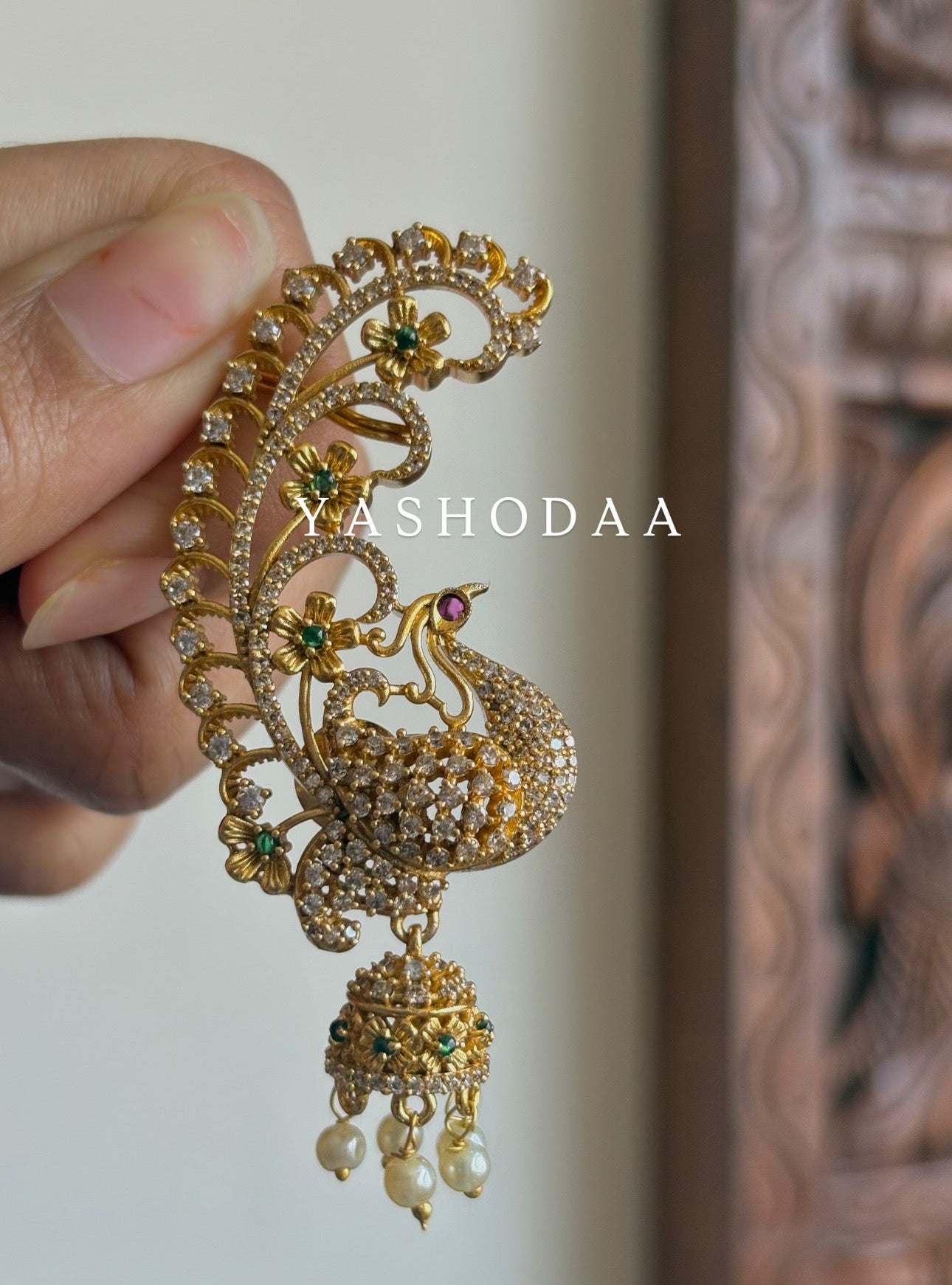 AADHINI earcuffs