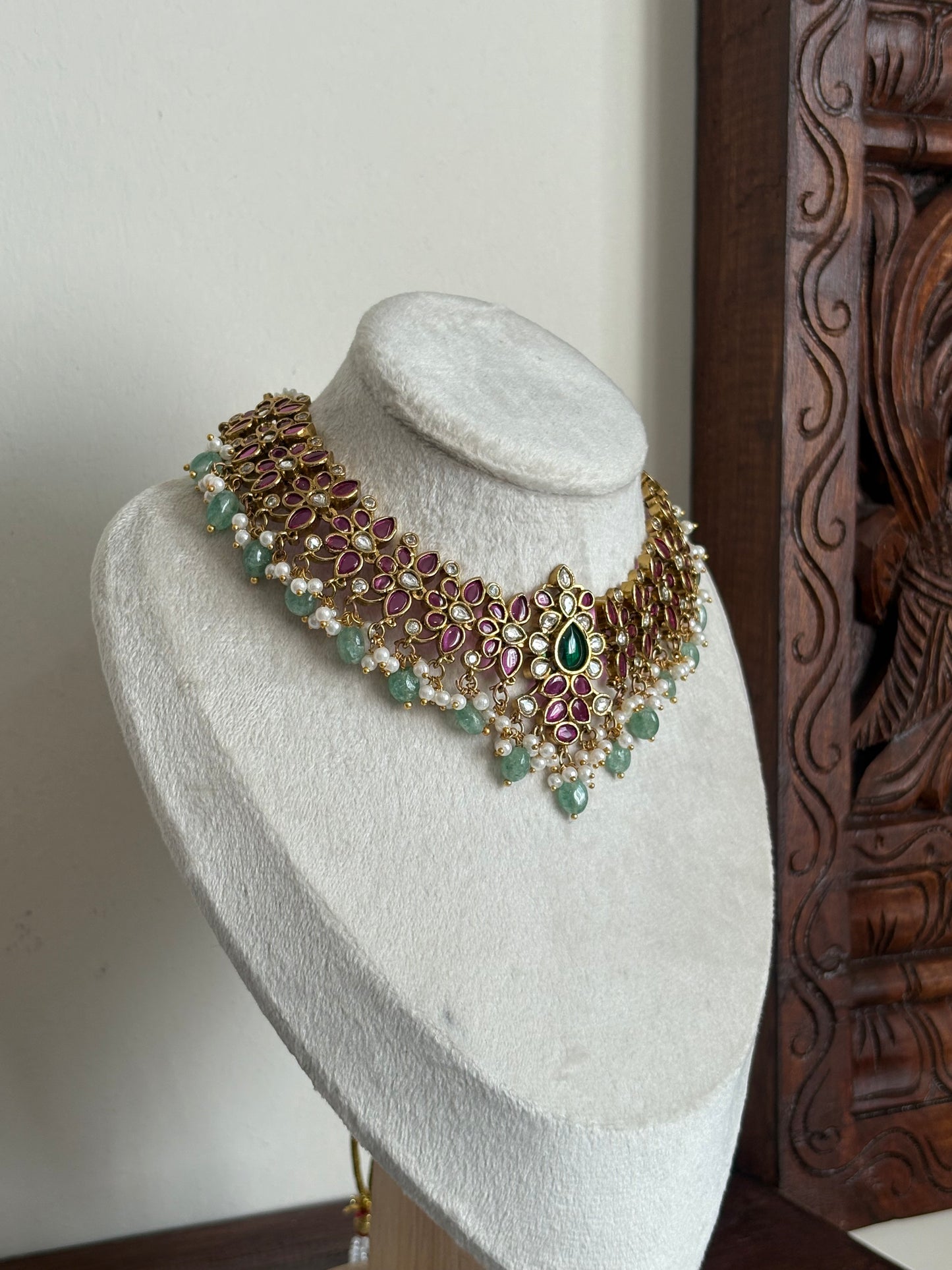 ITHALINI in sea green beads