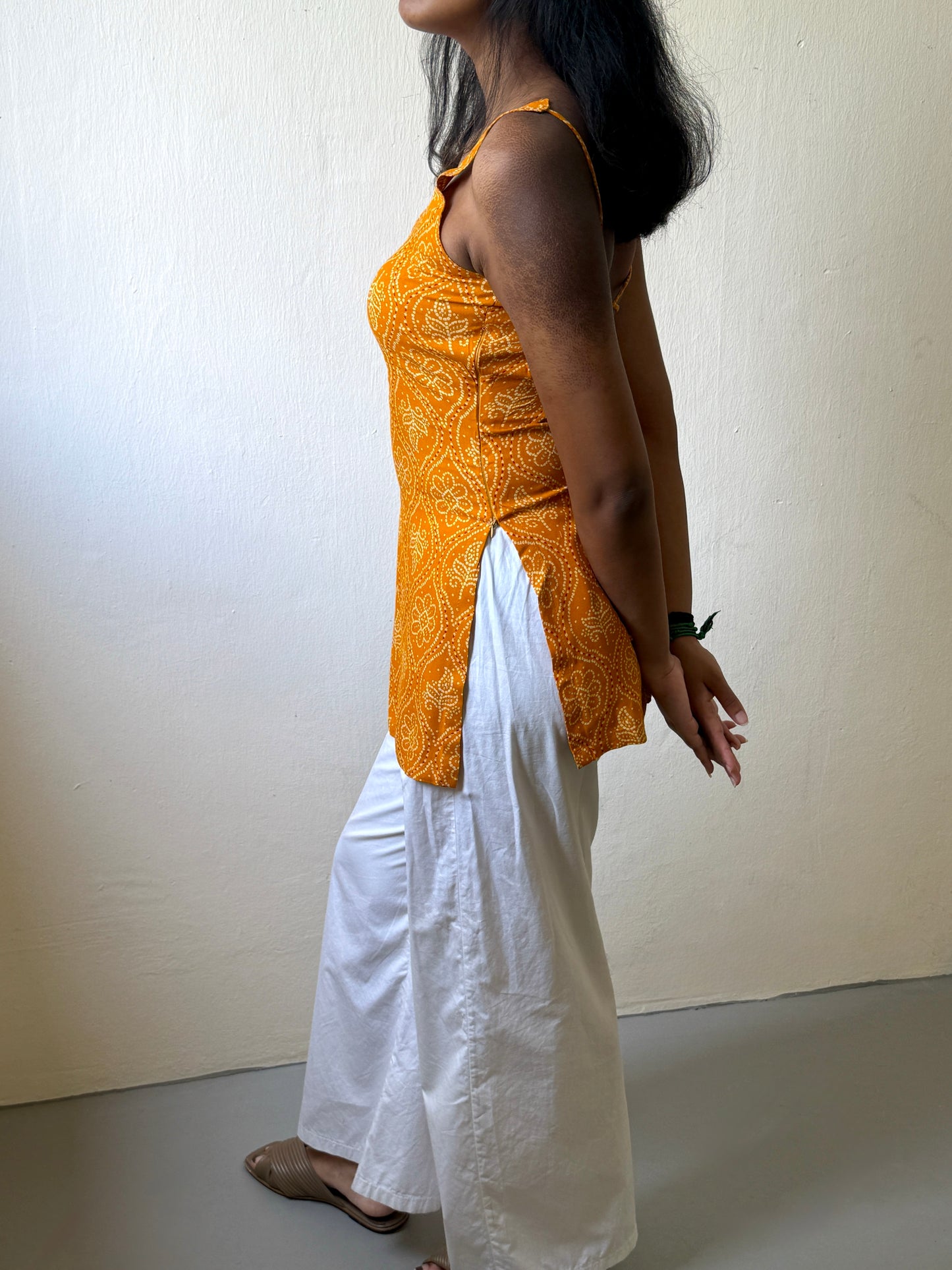 Deeksha in Mango Bandhani