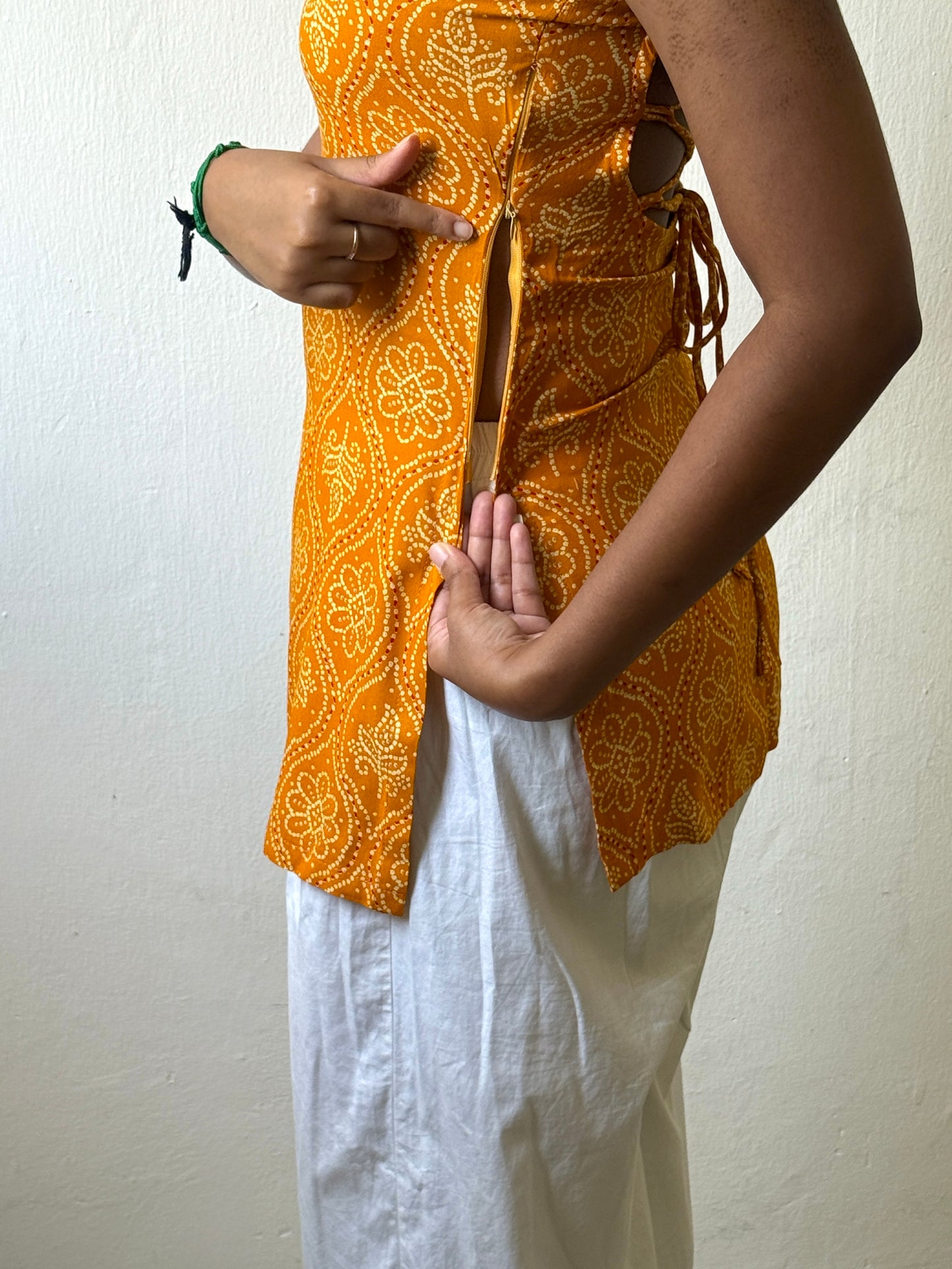Deeksha in Mango Bandhani